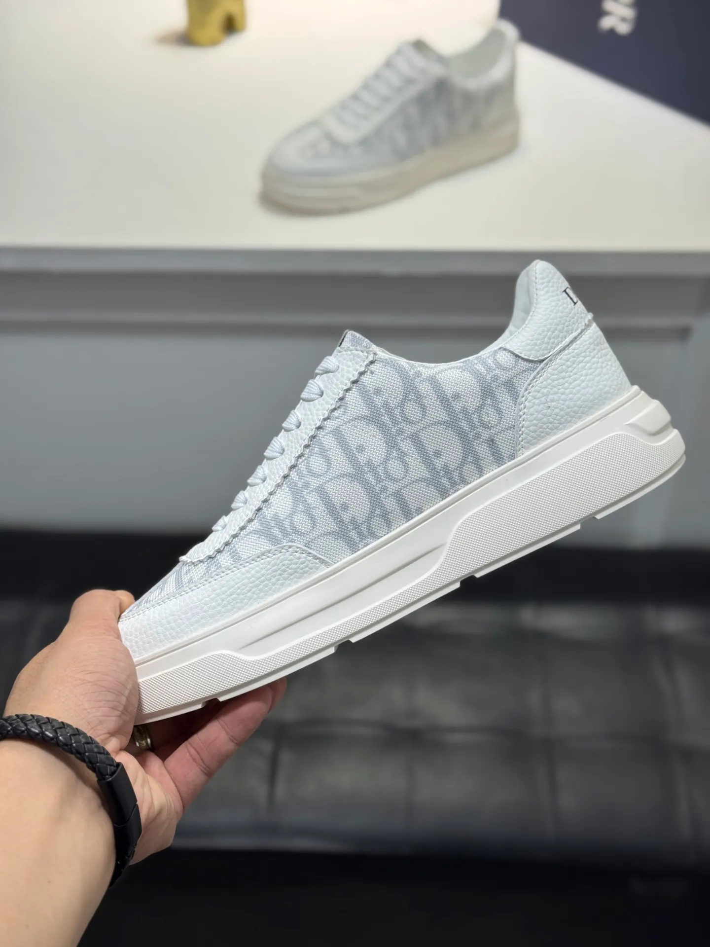 Men's Men's Shoes💰420【New Style】🦑🦑Dior🔥Christan Dior (Dior) hot style [new style] ⚠⚠️Top purchasing 🔍🔍men's casual shoes, upper cowhide stitched with Dijia special fabrics, soles: original soles specially provided by the original factory, exclusive movable molded soles super comfortable, original factory single goods, 🔍🔍high-quality multi-color splicing design, exquisite workmanship, unique, Sheepskin lining💪Details determine quality, we only make shoes with care, you can enter and leave the counter at will, welcome to compare🇮🇹Size: 38-44 (45 customized